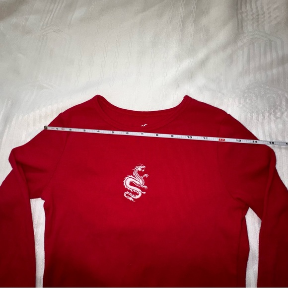 HOLLISTER Red Shirt White dragon Long Sleeve Top Shirt XS Must Have Collection - Picture 6 of 7